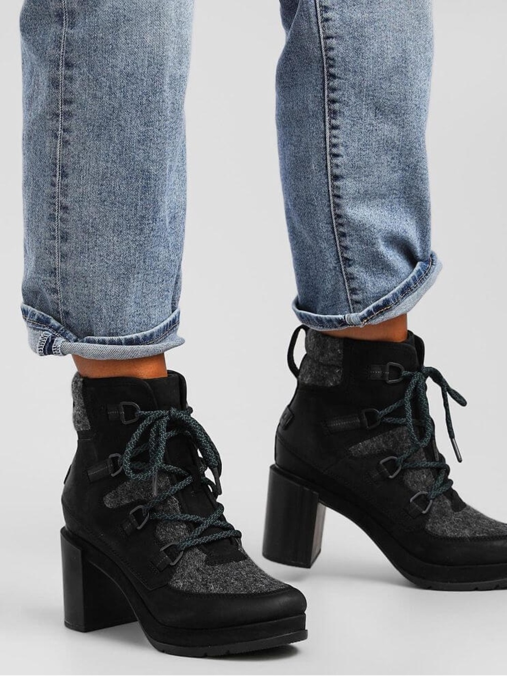 Sorel Blake lace boots